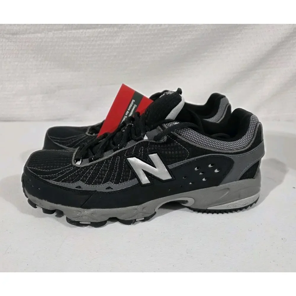 New Balance 608 AT Men’s Training Shoes Turf All-Terrain Cleats Black Gray NEW